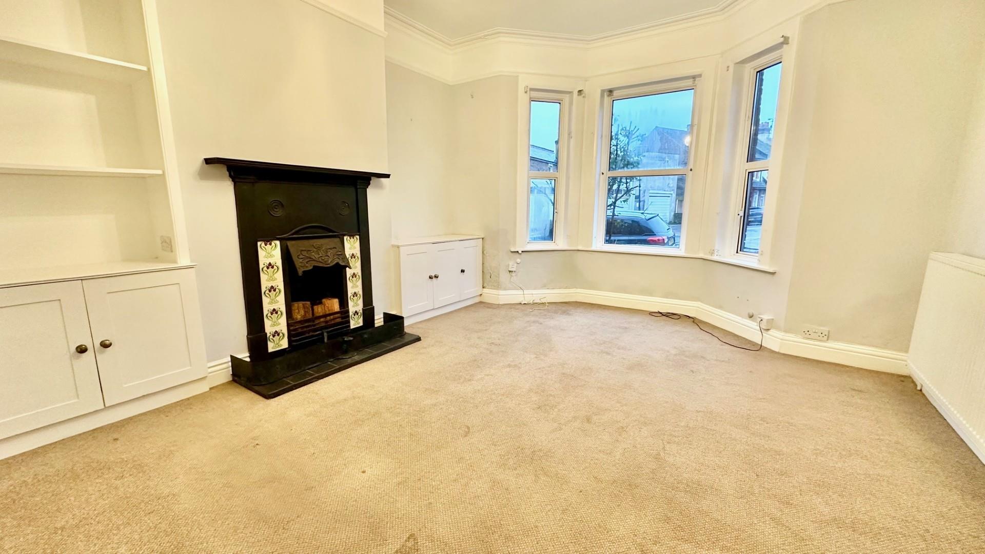 3 bed property in Green Street, Old Town, Eastbourne